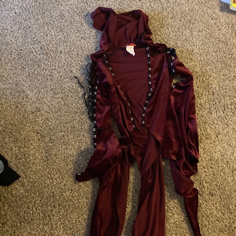 Witchy velvet cape